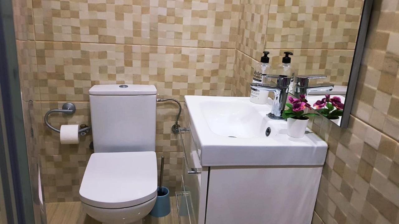 Habitacion, Salita Y Bano Privado, Reate Lbi00466 Бильбао Экстерьер фото